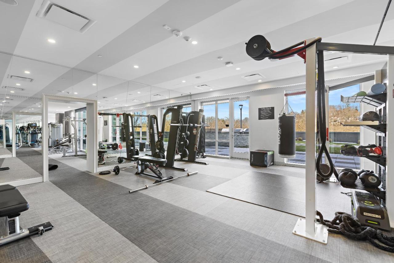 Global Luxury Suites Downtown White Plains Bagian luar foto